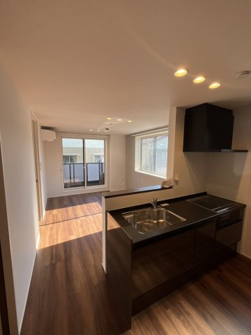 エンジェル榮の居間・リビング|使いやすい居間です