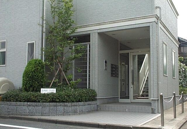 SUNNY COURTのエントランス