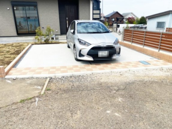 祝：成約済み　八王子市　石川町　新築戸建て　の駐車場|～仲介手数料無料☆八王子ひなた不動産～八王子市石川町　新築戸建て