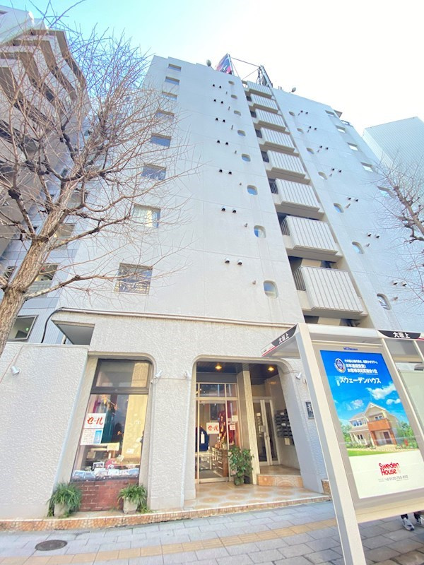 青葉台タワーの外観