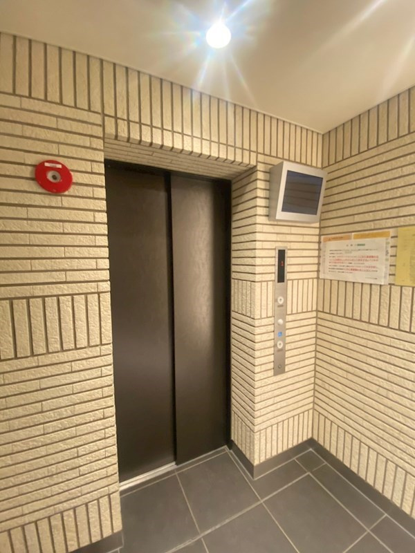 パークアクシス心斎橋の外観