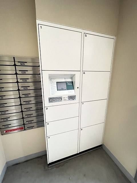 ラ・シャルム西宮本町の外観|便利な宅配ボックス完備♪