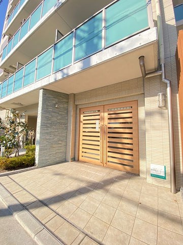 ラ・シャルム西宮本町の外観