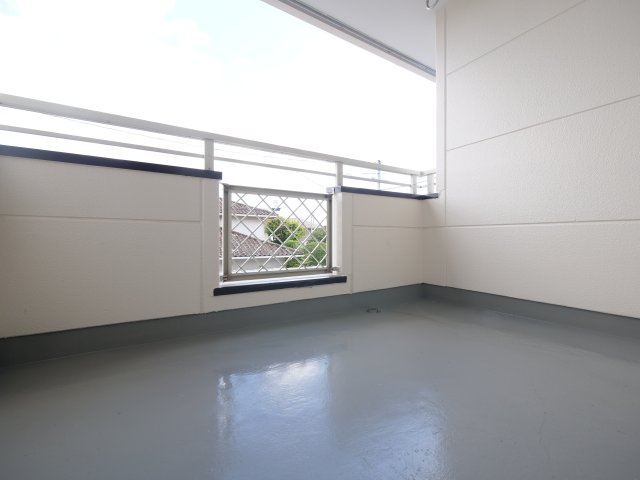 メゾネット花尻のバルコニー