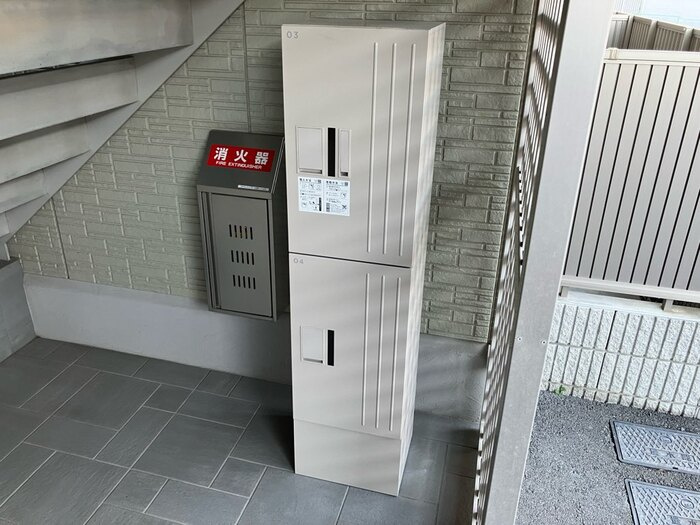 グランソレイユ　Ａのエントランス