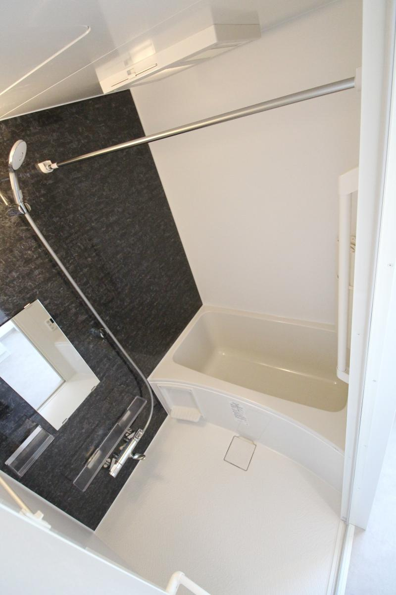 エスタート三ノ輪の浴室