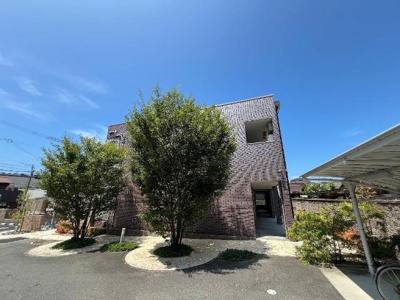 【駐車場】 | ｇａｒｄｅｎ　浜 | 外観写真（昼）