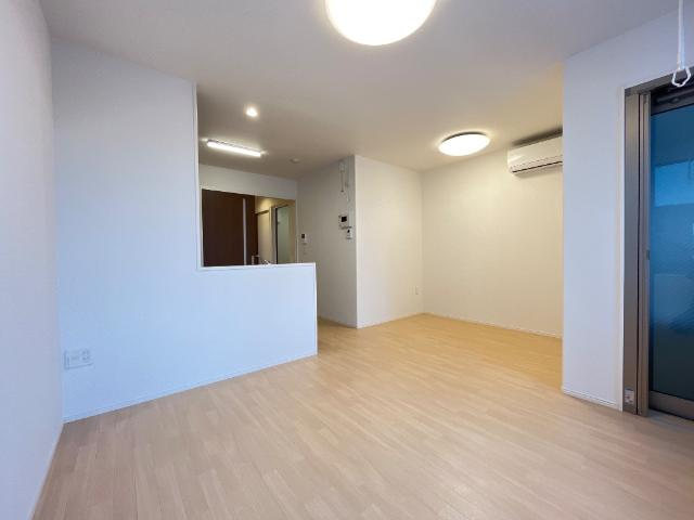 【居間・リビング】 | ｇａｒｄｅｎ　浜 | リビング