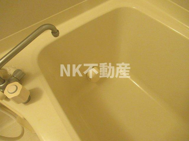 【浴室】 | ルルド今米（吉田賃貸） | お風呂です