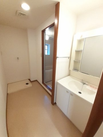 ボナール平野Ａの洗面所