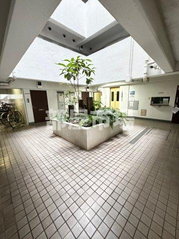 ダイアパレス上野のロビー