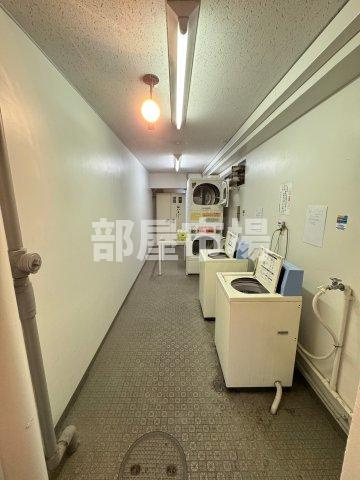 ダイアパレス上野のその他共用部分|ランドリールーム