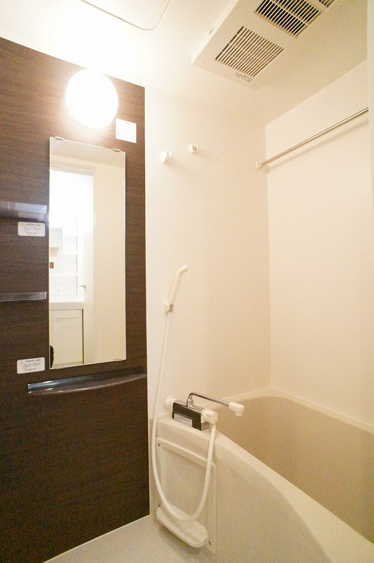 リブリ・林間 Eastの浴室