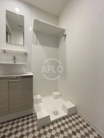 MELDIA CREST NAMBA SOL TERRACEの洗面所|MELDIA　CREST　NAMBA　SOL　TERRACE　洗面所