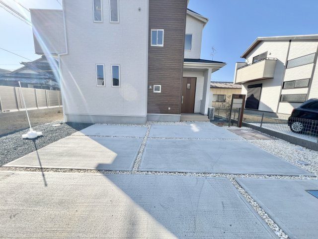 中央区馬郡町　3棟　1期　3号棟の駐車場|駐車場3台以上可能です！