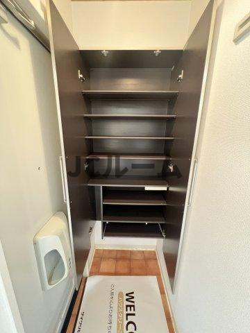 グランブルーの収納