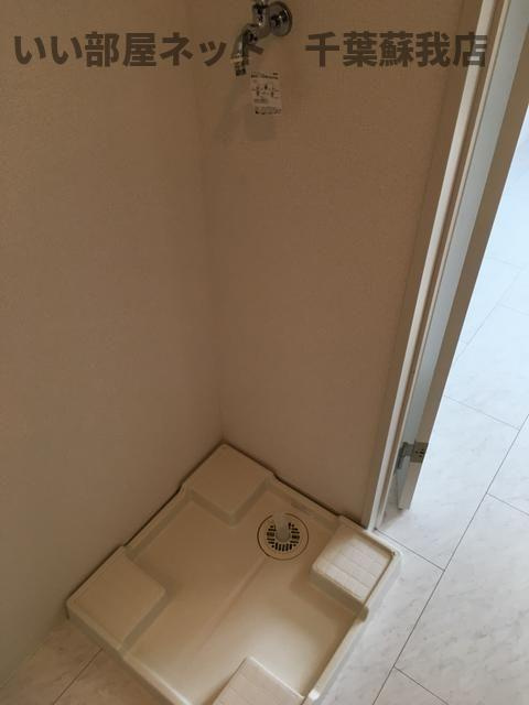 セレ本千葉の洗面所|落ち着いた色調のトイレです