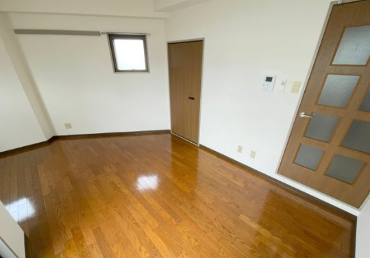 メゾンクレストの洋室