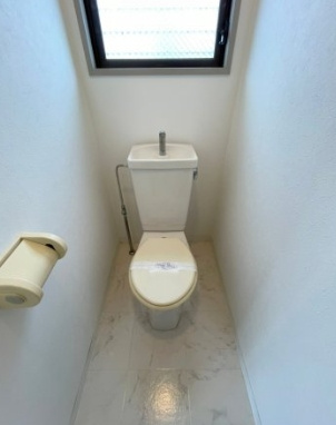 メゾンクレストのトイレ