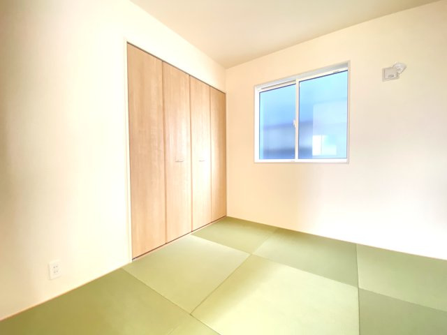 『八王子市新築戸建て』八王子市石川町987【仲介手数料無料】　の和室|～仲介手数料無料☆八王子ひなた不動産～八王子市石川町　新築戸建て