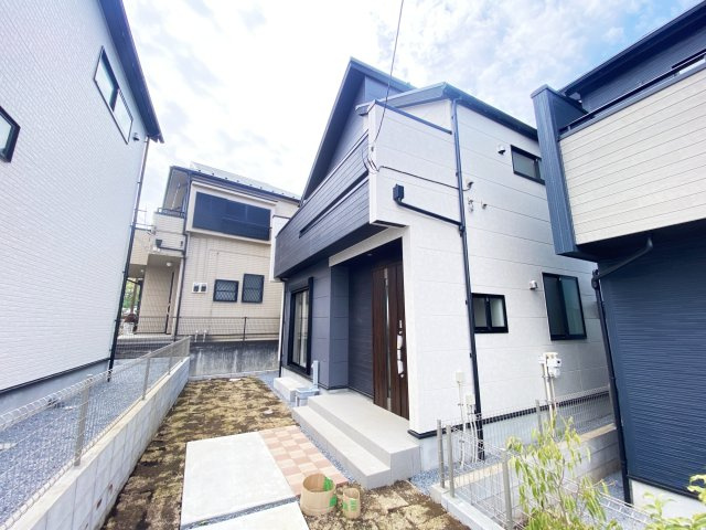 祝　成約済み　八王子市　石川町　新築戸建て　の外観|～仲介手数料無料☆八王子ひなた不動産～八王子市石川町　新築戸建て