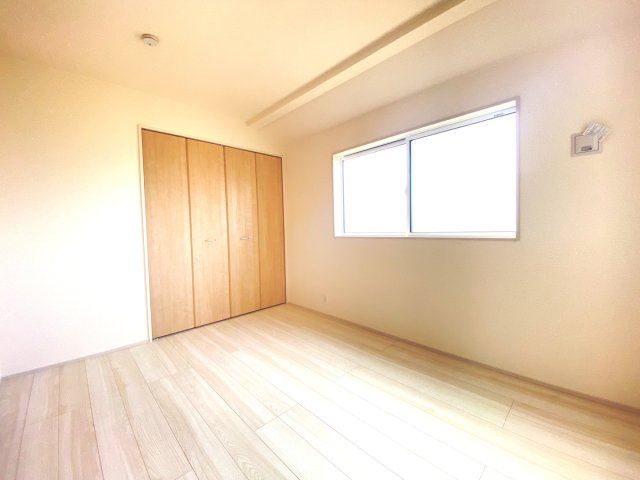 『八王子市新築戸建て』八王子市石川町987【仲介手数料無料】　の洋室|～仲介手数料無料☆八王子ひなた不動産～八王子市石川町　新築戸建て