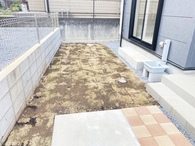 『八王子市新築戸建て』八王子市石川町987【仲介手数料無料】　の庭|～仲介手数料無料☆八王子ひなた不動産～八王子市石川町　新築戸建て