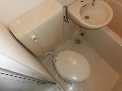 【トイレ】 | プルス相川 | 清潔感のあるトイレです。