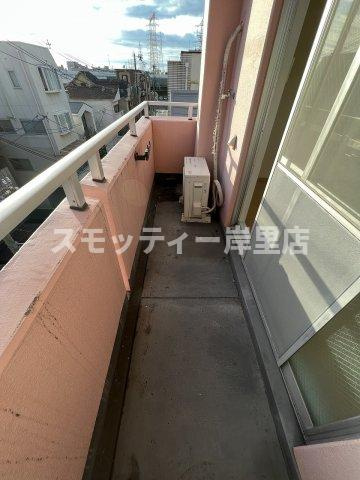 シャトーイズミのバルコニー