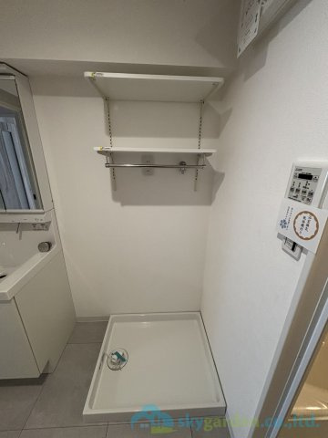 朝日プラザ本厚木のランドリースペース