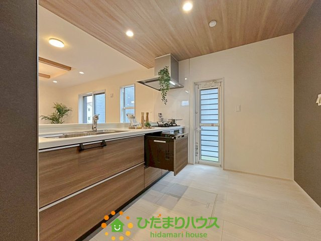 久喜市青毛３丁目　新築一戸建て　01のキッチン