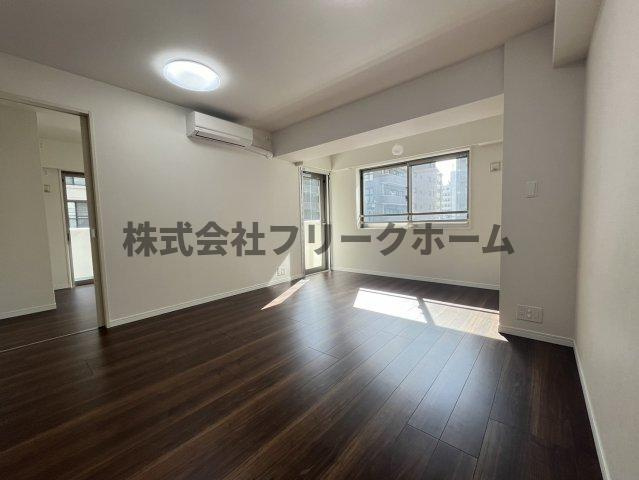 小金井市本町５丁目の賃貸マンションの居間・リビング