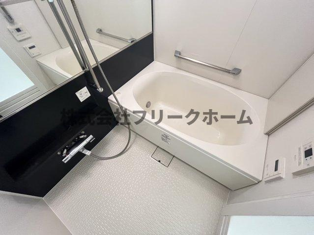 小金井市本町５丁目の賃貸マンションの浴室