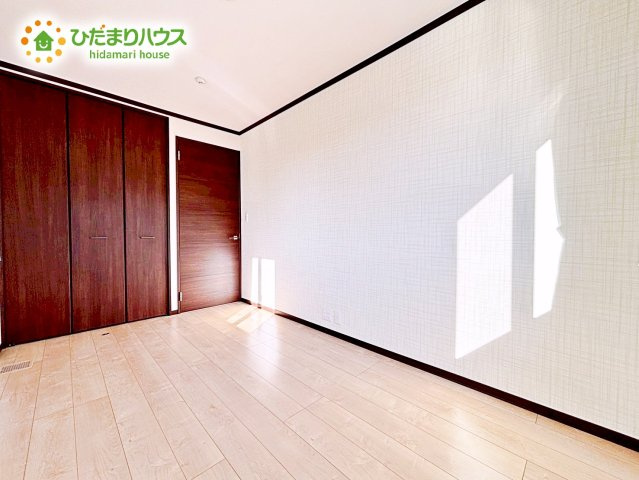 【洋室】 | ひたちなか市松戸町1丁目　中古戸建 | 『自分の部屋がほしいー！』と言われるのはいつだろう？マイホームなら余裕の部屋数！子供部屋はもちろん、収納場所も多いですよ(^^)/