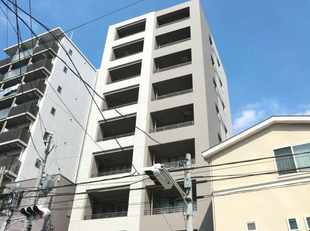 ピニエール浦和岸町の外観