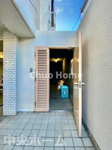 グリーンパーク第15綾瀬のその他共用部分|ゴミ出し場