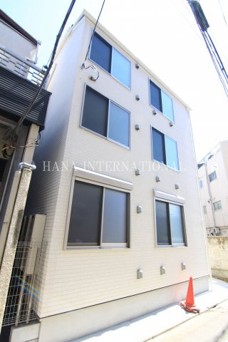 リバージュ千住大橋の外観