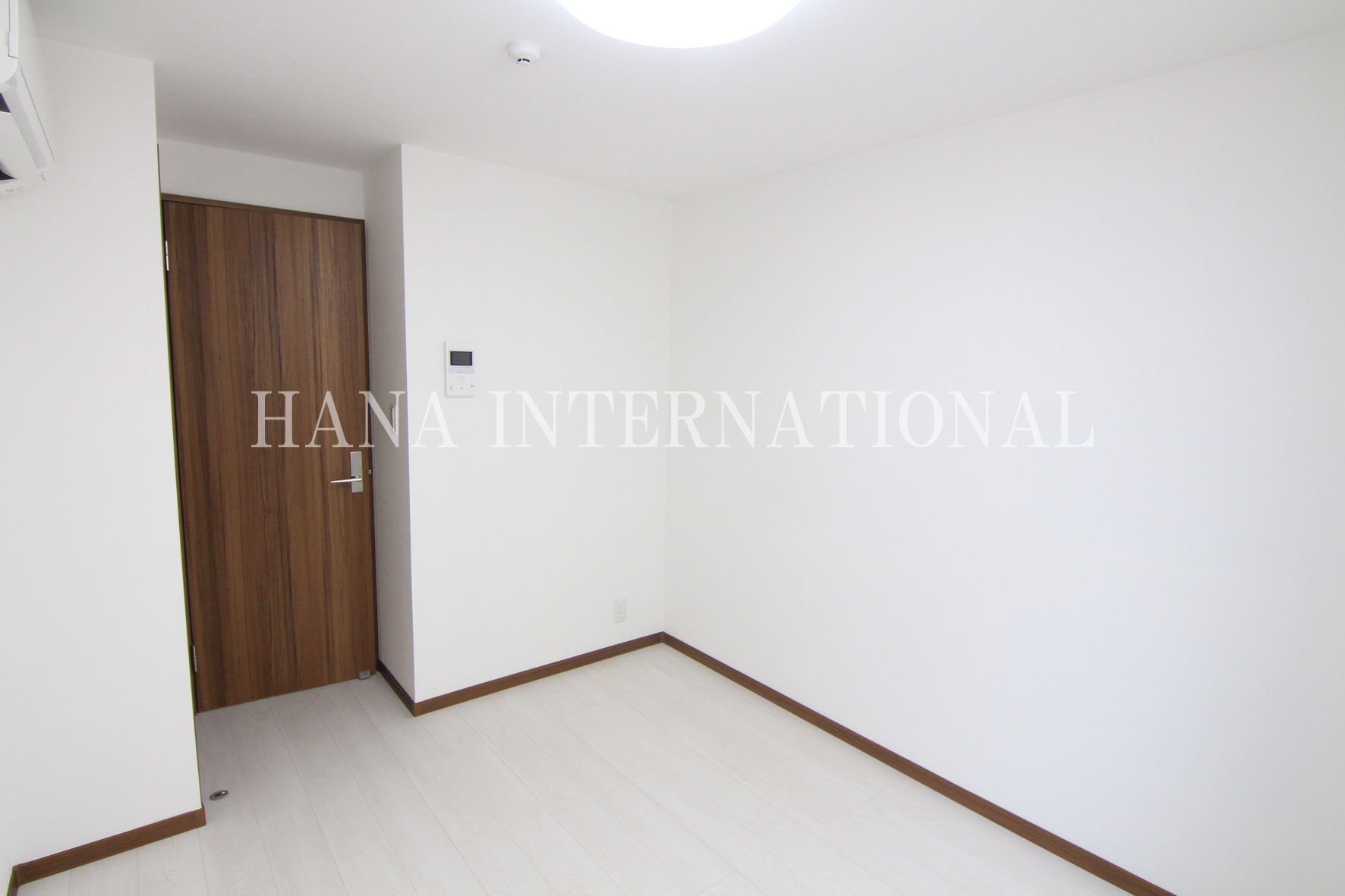 リバージュ千住大橋の居間・リビング