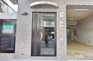 【エントランス】 | マジェスティービル