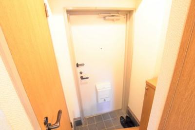 【玄関】 | マジェスティービル