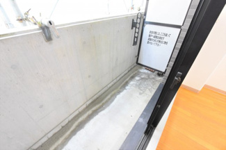 【バルコニー】 | マジェスティービル