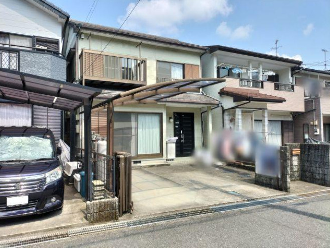 高知市神田　中古戸建ての外観|駐車２台可能