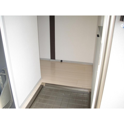 【玄関】 | メゾンデフェエリク | きれいな玄関です