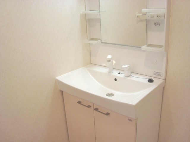 レジェンドの洗面所