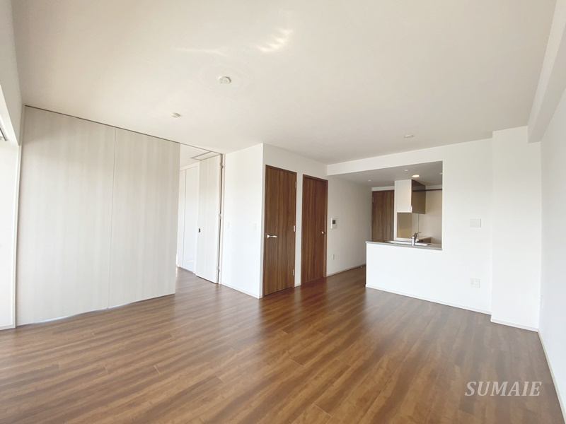 プレミスト浦和常盤SUITEの居間・リビング|LDK☆