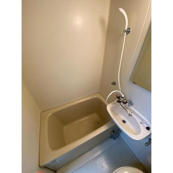 アミニティハイツ田村の浴室