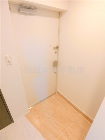 ラフィスタ下丸子の玄関