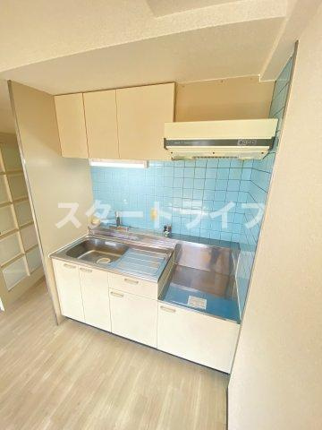 大阪市東淀川区下新庄６丁目の賃貸マンションのキッチン