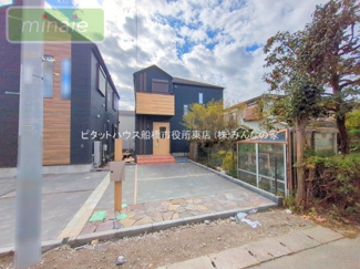 【外観】 | 小学校5分　中学校9分　食洗機付　習志野台1期　1号棟 | スタイリッシュな外観でゆったりした空間が魅力的です♪同タイプ　　