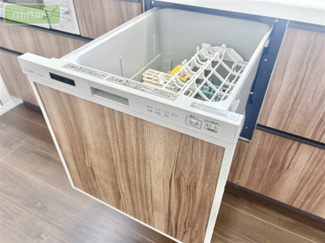 【キッチン】 | 小学校5分　中学校9分　食洗機付　習志野台1期　1号棟 | 食洗器付きで家事を助けてくれます♪